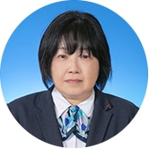 {{ saijoData.staff_name02 }}