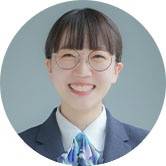 {{ saijoData.staff_name02 }}