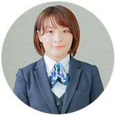 {{ saijoData.staff_name02 }}