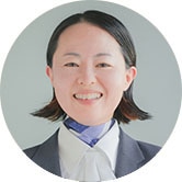 {{ saijoData.staff_name02 }}