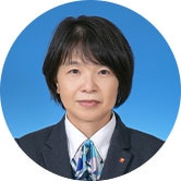 {{ saijoData.staff_name02 }}