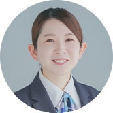 {{ saijoData.staff_name02 }}