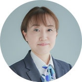 {{ saijoData.staff_name02 }}