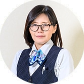 {{ saijoData.staff_name02 }}